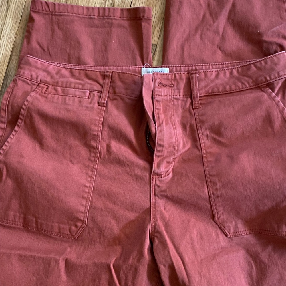 Ankle pants